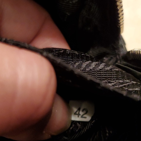 NEW💥PRADA Saffiano Mini Crossbody Bag - Picture 13 of 14